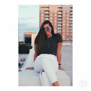 Meet your Posher, Gwyneth